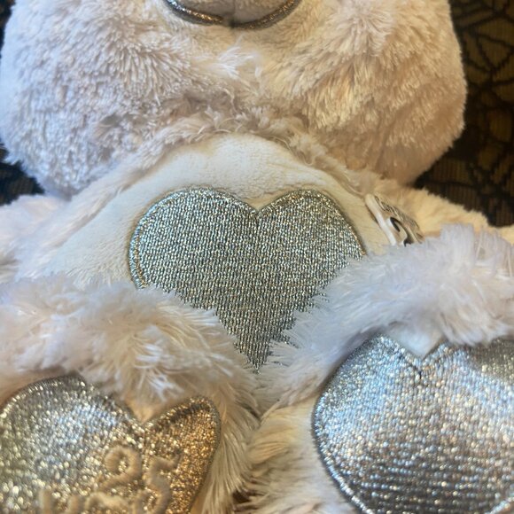 25th Anniversary Tender Heart Care Bear - Picture 4 of 5